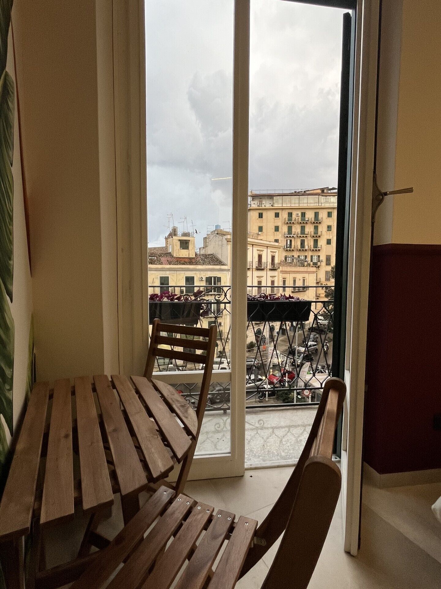 Deluxe trippelrum - utsikt mot staden | Interiör