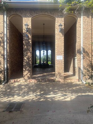 Property grounds - 1 Bedroom and 1 Bathroom Remodeled Apartment in the Médical Center (San Antonio)