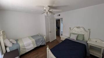 Condo, 2 Bedrooms, Accessible, Smoking | 2 bedrooms