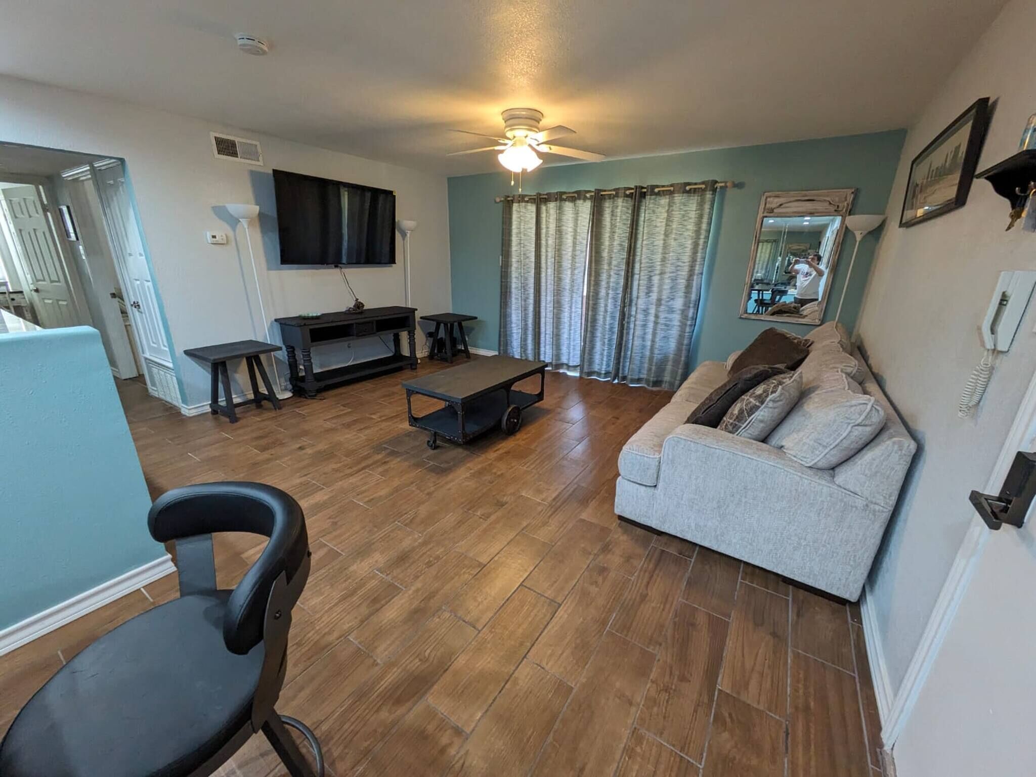 Condo, 2 Bedrooms, Accessible, Smoking | Living area