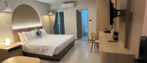 VÀrdeförvaringsskÄp pÄ rummet, mörklÀggningsgardiner och gratis wi-fi