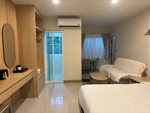 Nicht klassifiziertes Bild, 4 von 58, Schaltfläche