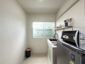 Family Studio Suite | Private kitchen - Abundant Eco Hostel (Choeng Thale)