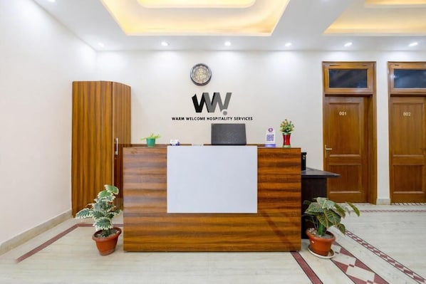 Lobby - Hotel Warm Welcome Inn (Noida)
