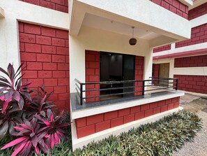 Luxury Single Room, Garden View | Exterior detail - Coral Beach Resort (Diveagar)