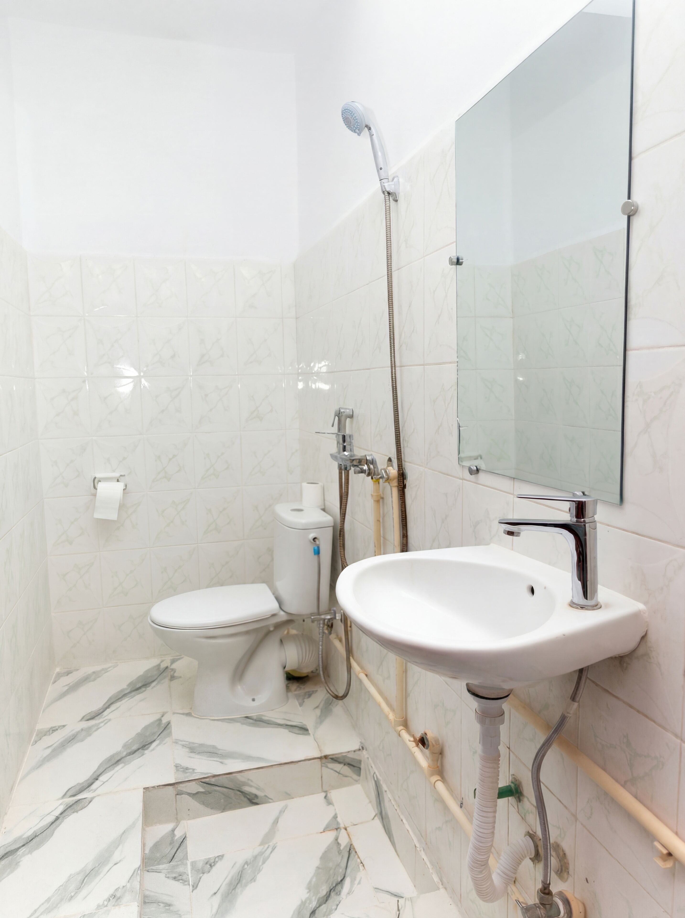 淋浴設備、提供毛巾、廁紙