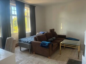 Villa, 1 Bedroom, Accessible, Smoking | Living area
