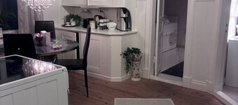 Annies Light Antique House