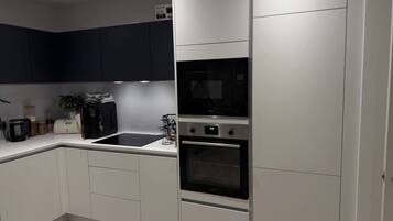 Apartment, 2 Bedrooms, Accessible | Interior