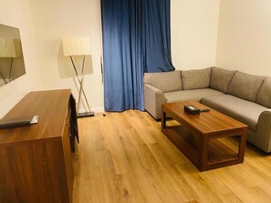 Junior Suite | Living area