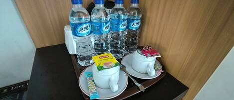 Makanan dan minuman
