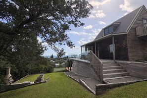 Exterior - The Bach at Waipu Cove (Waipu)
