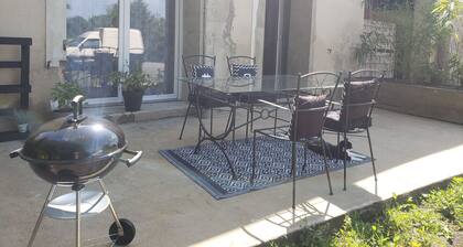 Maisonnette 2-4 personnes au cĆur du circuit des 24h du Mans