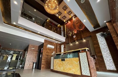 Shri Sai Hotel Azamgarh