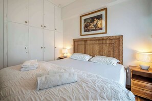 1 bedroom, iron/ironing board, free WiFi, bed sheets - Maria Louiza apartment close to the center (Kallithea)