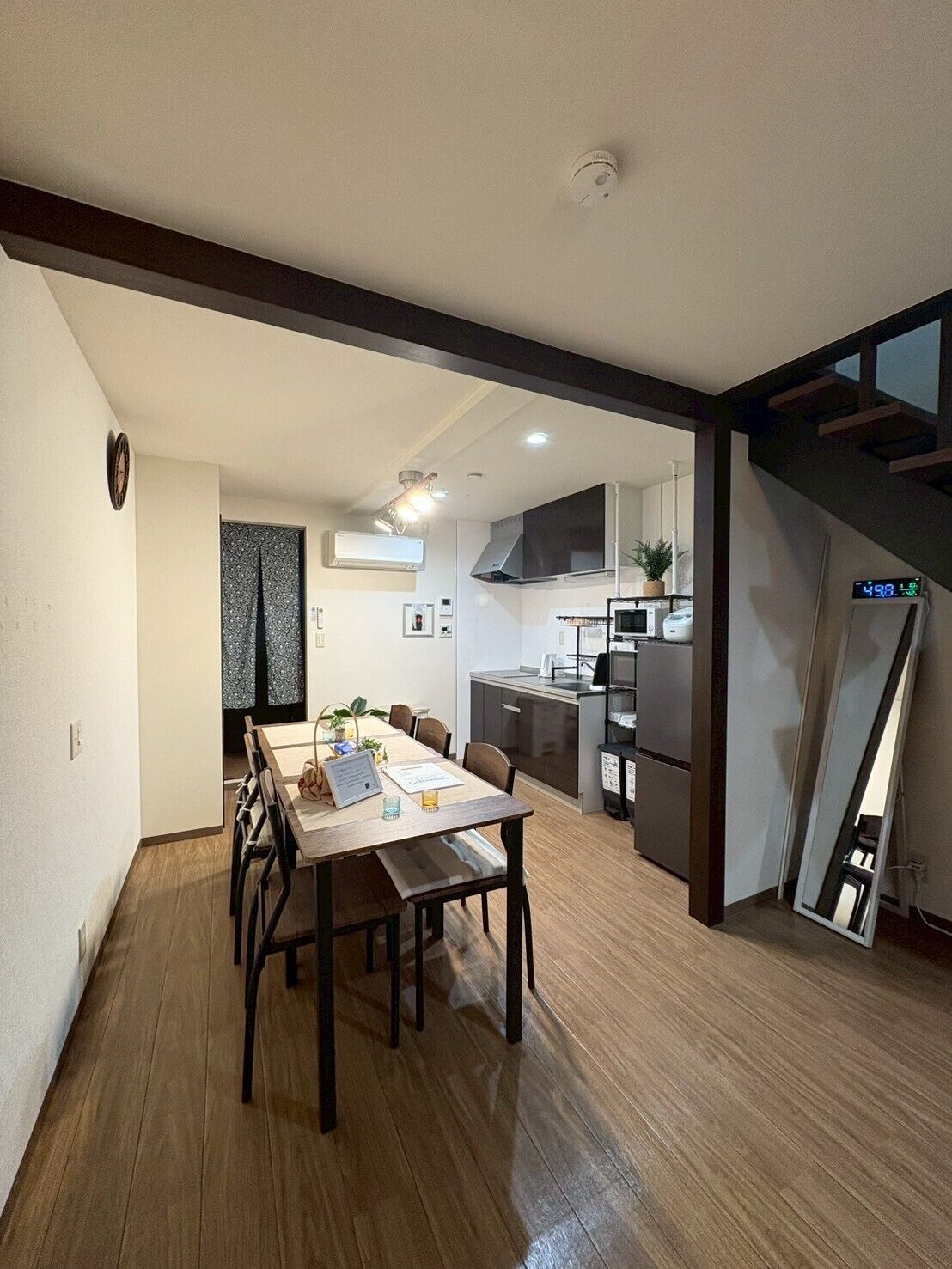 Deluxe House, Balcony | Dining