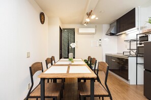 豪華單棟房屋, 露台 | 遮光窗簾/窗簾、熨斗/熨衫板、免費 Wi-Fi