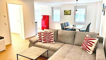 Apartment S5 Emma, 2 Schlafzimmer | ๊ฑฐ์ค ๊ณต๊ฐ