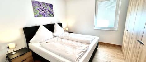 Apartment S2 Birgit, 1 Schlafzimmer | In-room safe, iron/ironing board, free WiFi