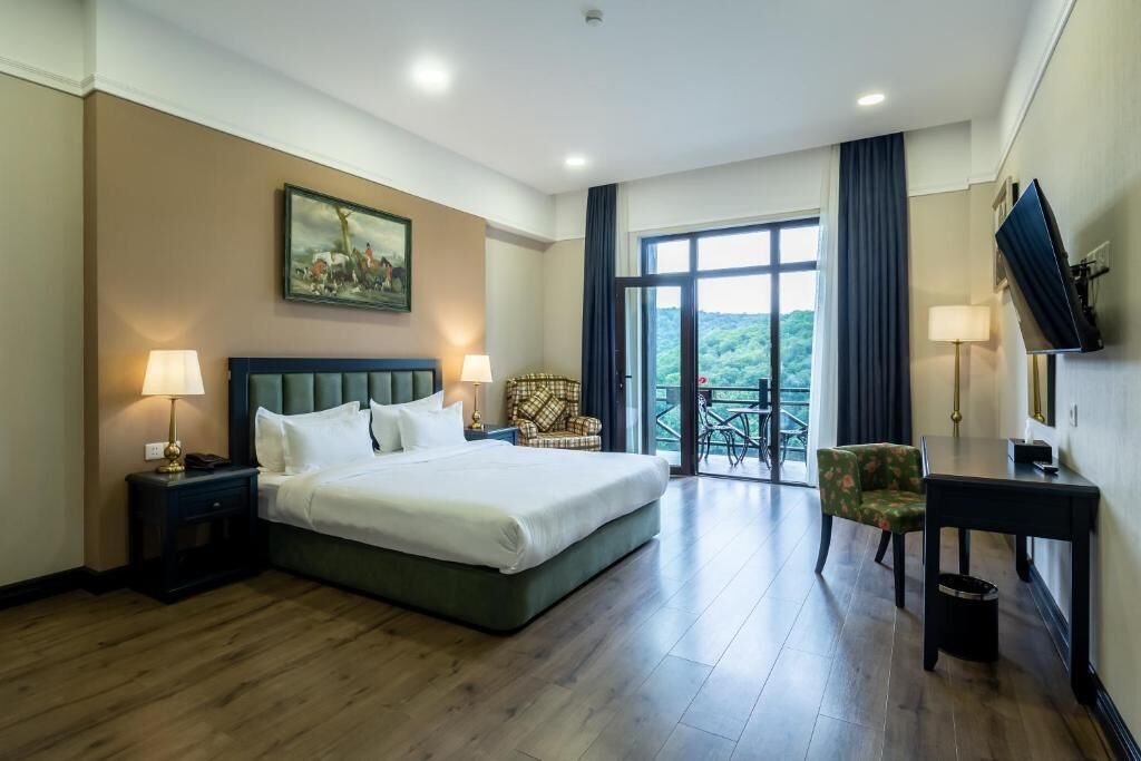 스위트, 호수 전망 | 객실 내 금고, 방음 설비, 무료 WiFi