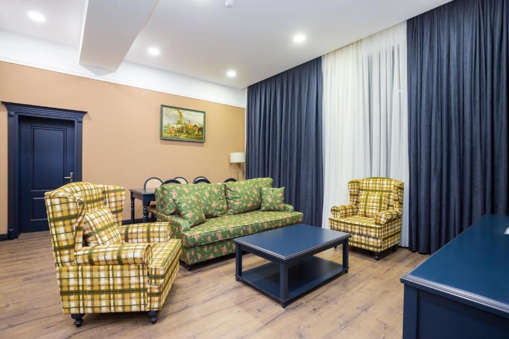 Apartment, Balcony, Mountain View | Ruang tamu