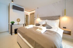 Habitación Deluxe doble, vistas al mar | Caja fuerte y wifi gratis