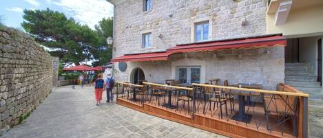 Ristorazione all'aperto