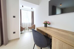 Deluxe Double Room, Sea View | Interior - Portella Inn (Krk)