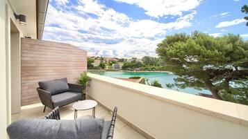Superior tweepersoonskamer, balkon, uitzicht op zee | Terras