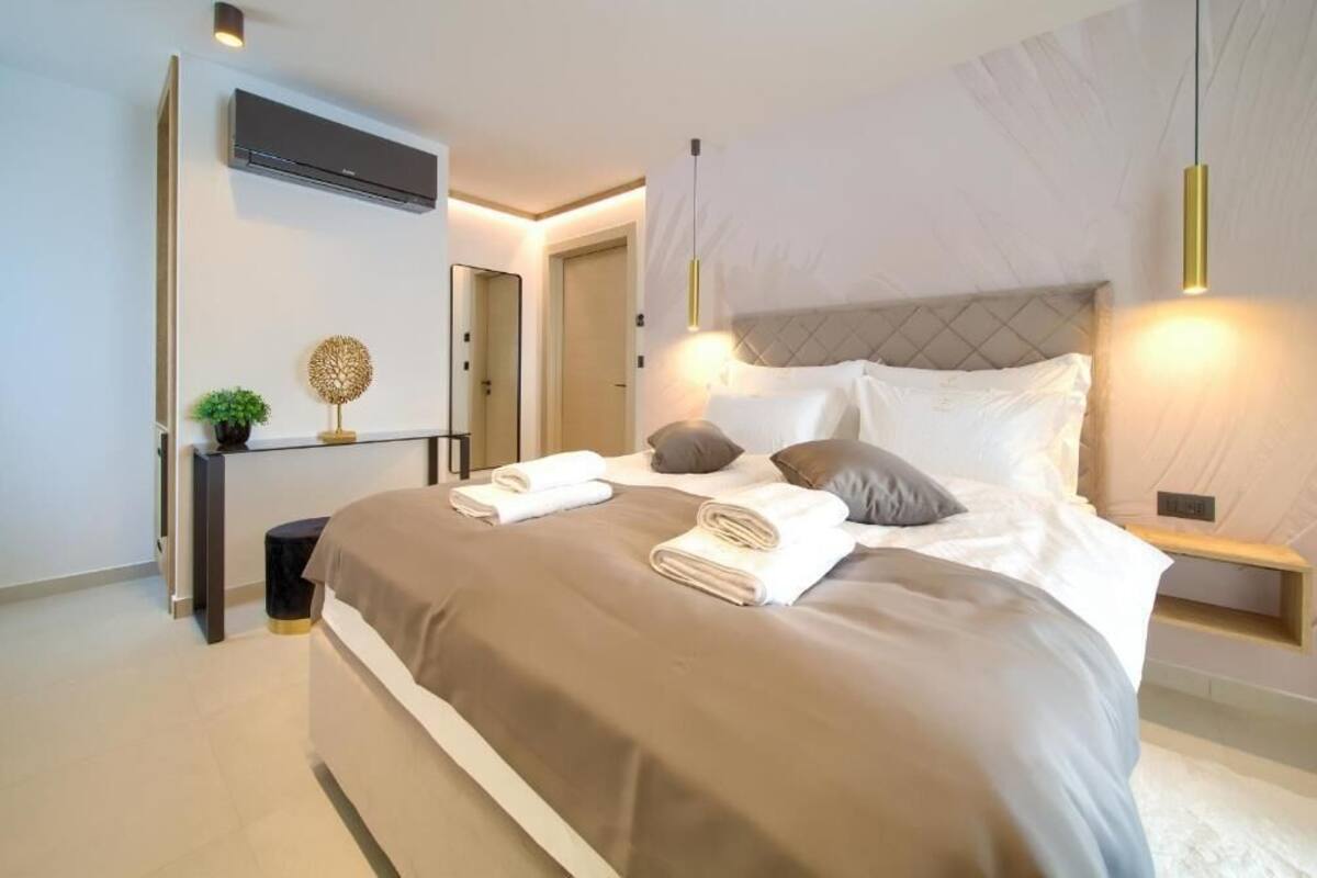 Phòng đôi Deluxe, quang cảnh biển | Két bảo mật tại phòng, truy cập Internet không dây miễn phí