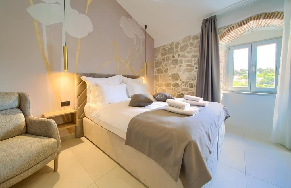 Deluxe Double Room, Sea View | In-room safe, free WiFi