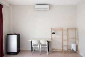 Interior - Cozy 1-bedroom apartment in charming Tambon Karon with AC zen 4 (Tambon Karon)