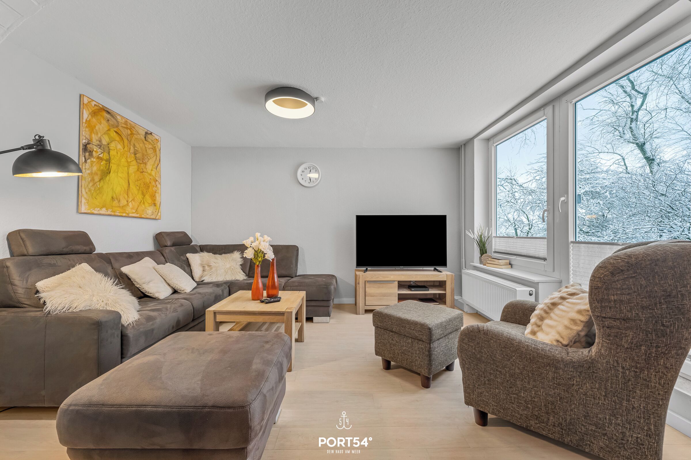 Fernseher, Kamin, Stereoanlage