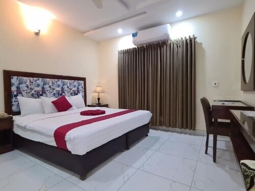 Executive Lodges Bahawalpur