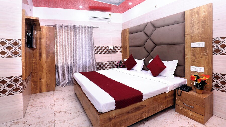 Hotel S2 Residency Near Railway Station Chandigarh