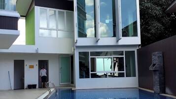 Condo, 1 Bedroom, Accessible, Balcony | Pool | Outdoor pool