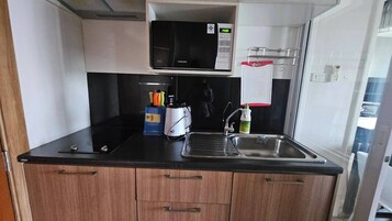 Condo, 1 quarto, acessível, sacada | Parte interna