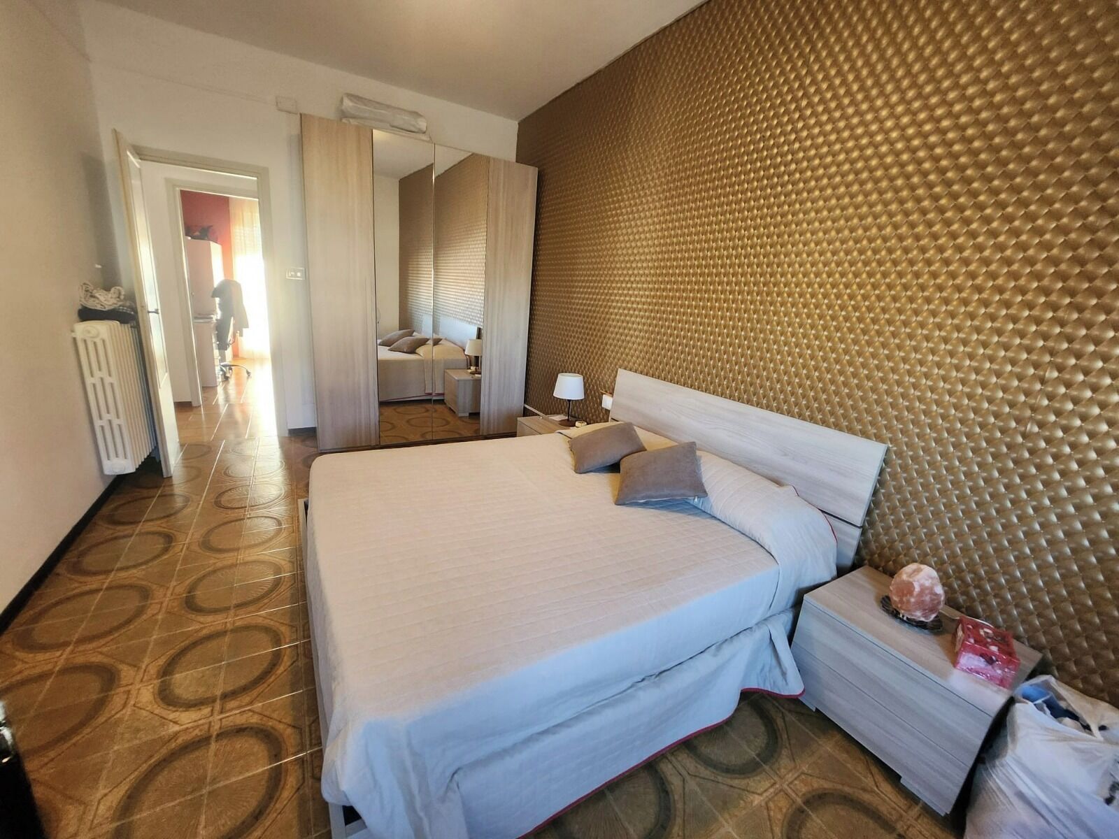 3 Schlafzimmer, Bügeleisen/Bügelbrett, Bettwäsche