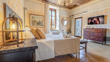 Superior Double Room | In-room safe, desk, free WiFi
