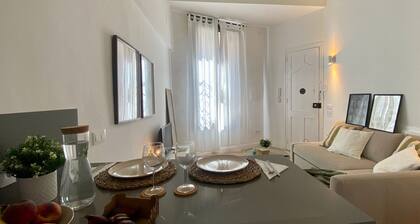 Nice 1 bedroom apartment with small inner courtyard 10 min. from the beach