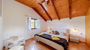 Iron/ironing board, free WiFi, bed sheets - Holiday Home Ivan with heated pool by Villas Guide (Blato)