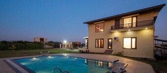 Alaya Stays Anantara 3 BHK Farmhouse 