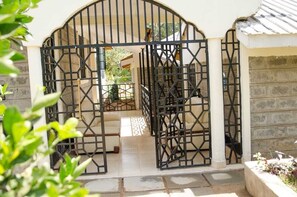 Exterior - Everlasting Gardens Kitui (Kaveta)