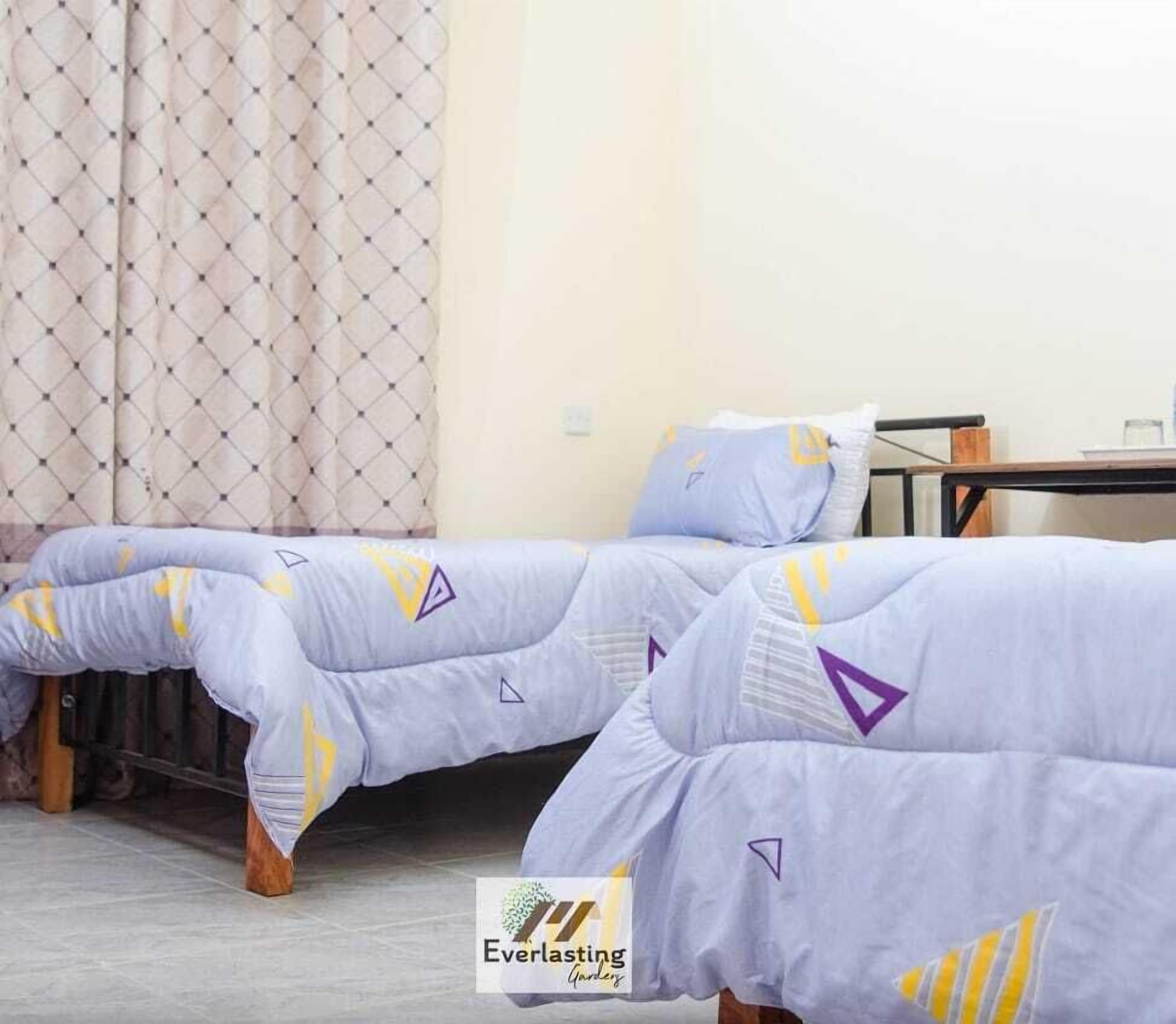 Deluxe Twin Room | Free WiFi, bed sheets
