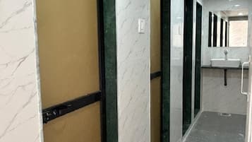 Basic Shared Dormitory | Bathroom | Slippers, towels