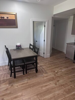 Room, 2 Bedrooms | Dining room
