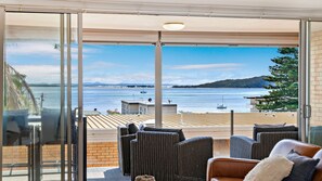 Interior - The Crest 6, 6-8 Tomaree Rd - Bay Views, Coastal Escape, 100 metres to Shoal Bay Beach (Shoal Bay)