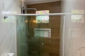 Hair dryer, towels, soap, toilet paper - HOUSE IN PARATI - UBU | ON THE BEACH (Anchieta)