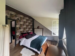 1 Schlafzimmer, Schreibtisch, Bügeleisen/Bügelbrett, kostenloses WLAN