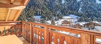 Apartment i Pozza Di Fassa med 4 soverom som kan romme 8